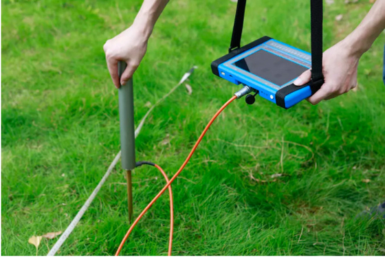 Detector geofísico del agua PQWT-TC500 500 metros de poder de 4000mAh