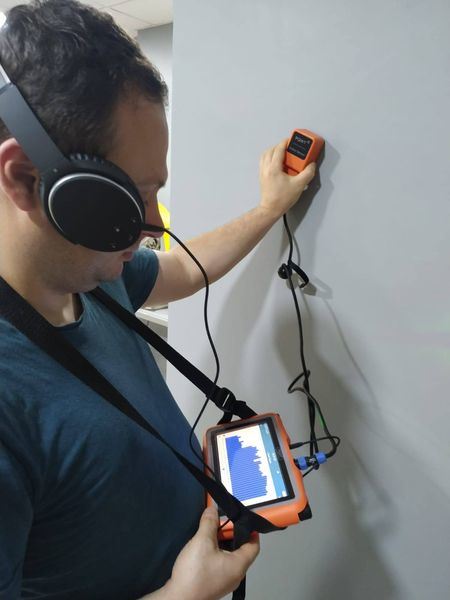 Pqwt-L7000 Detector de fugas de tuberías de 5 m de profundidad para exteriores e interiores 6